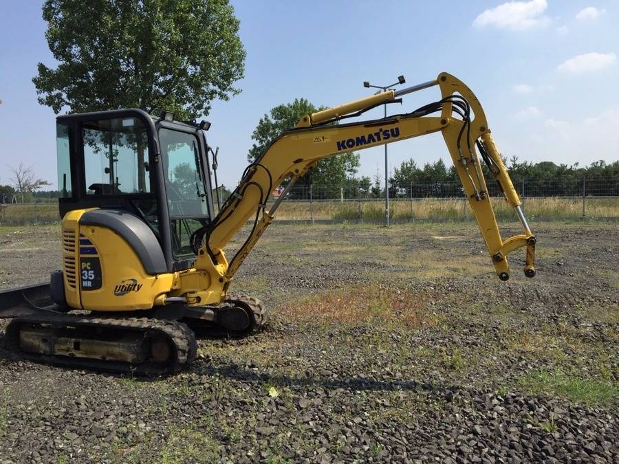 PC 35MR2 KOMATSU tłoki i pierścienie